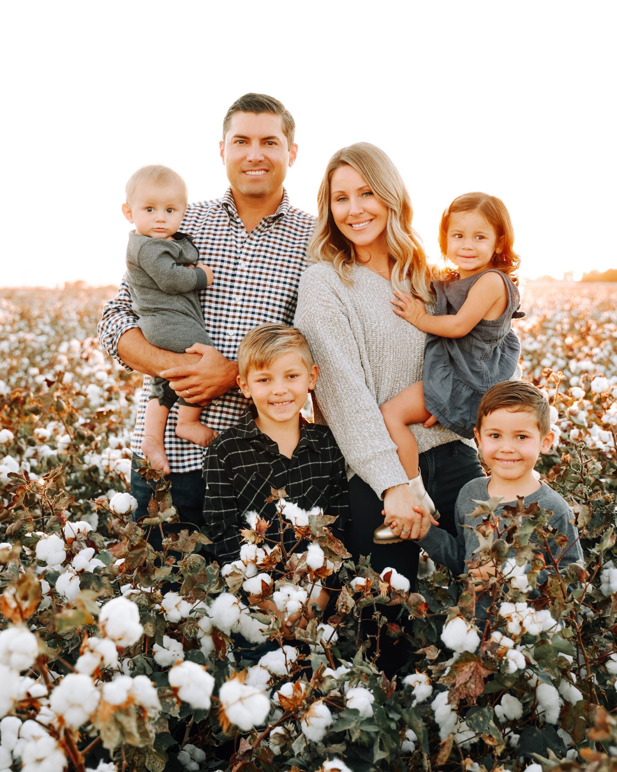 Family-in-cotton-field